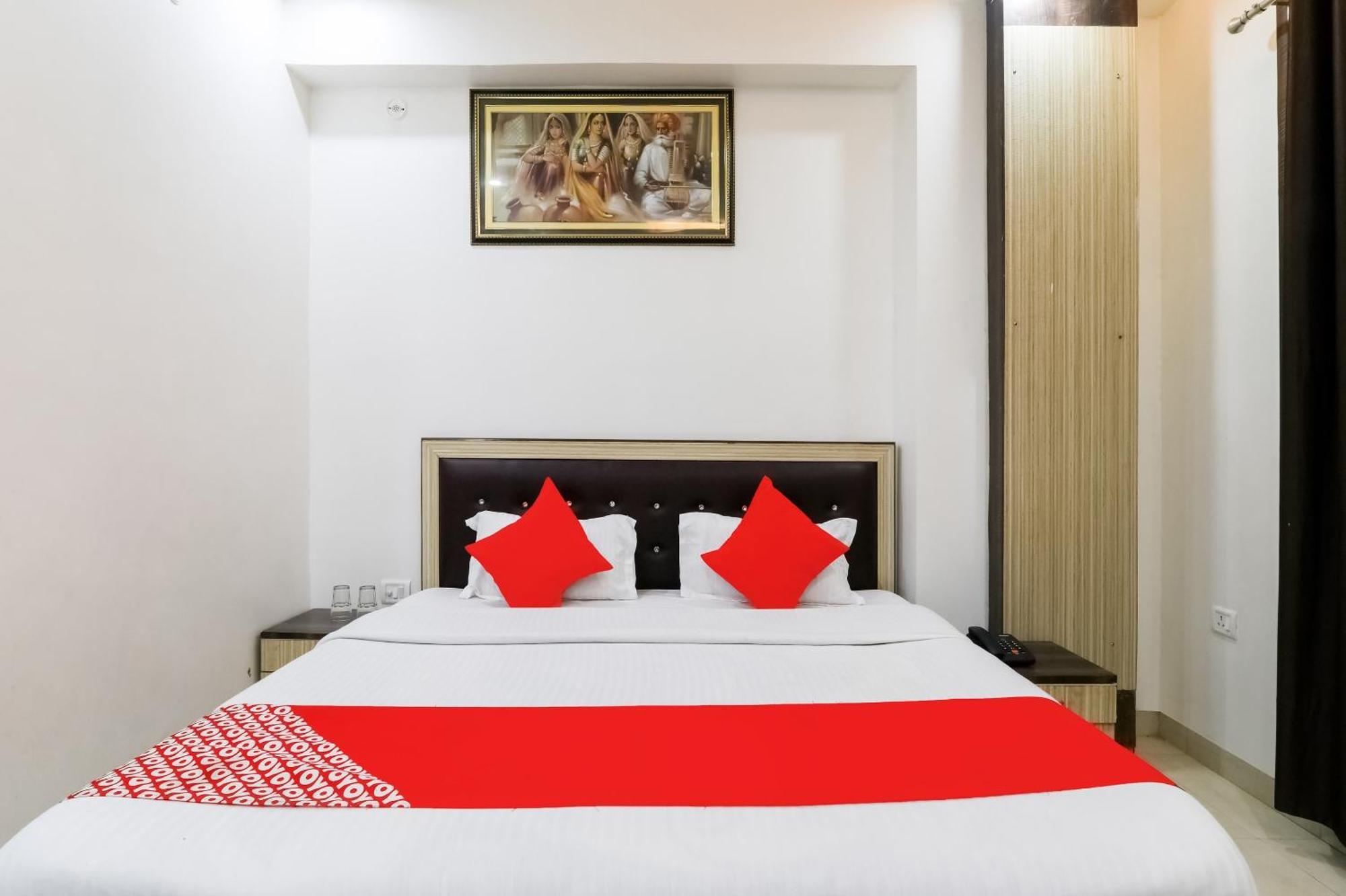 Hotel O The Maharaja Inn Lucknow Buitenkant foto