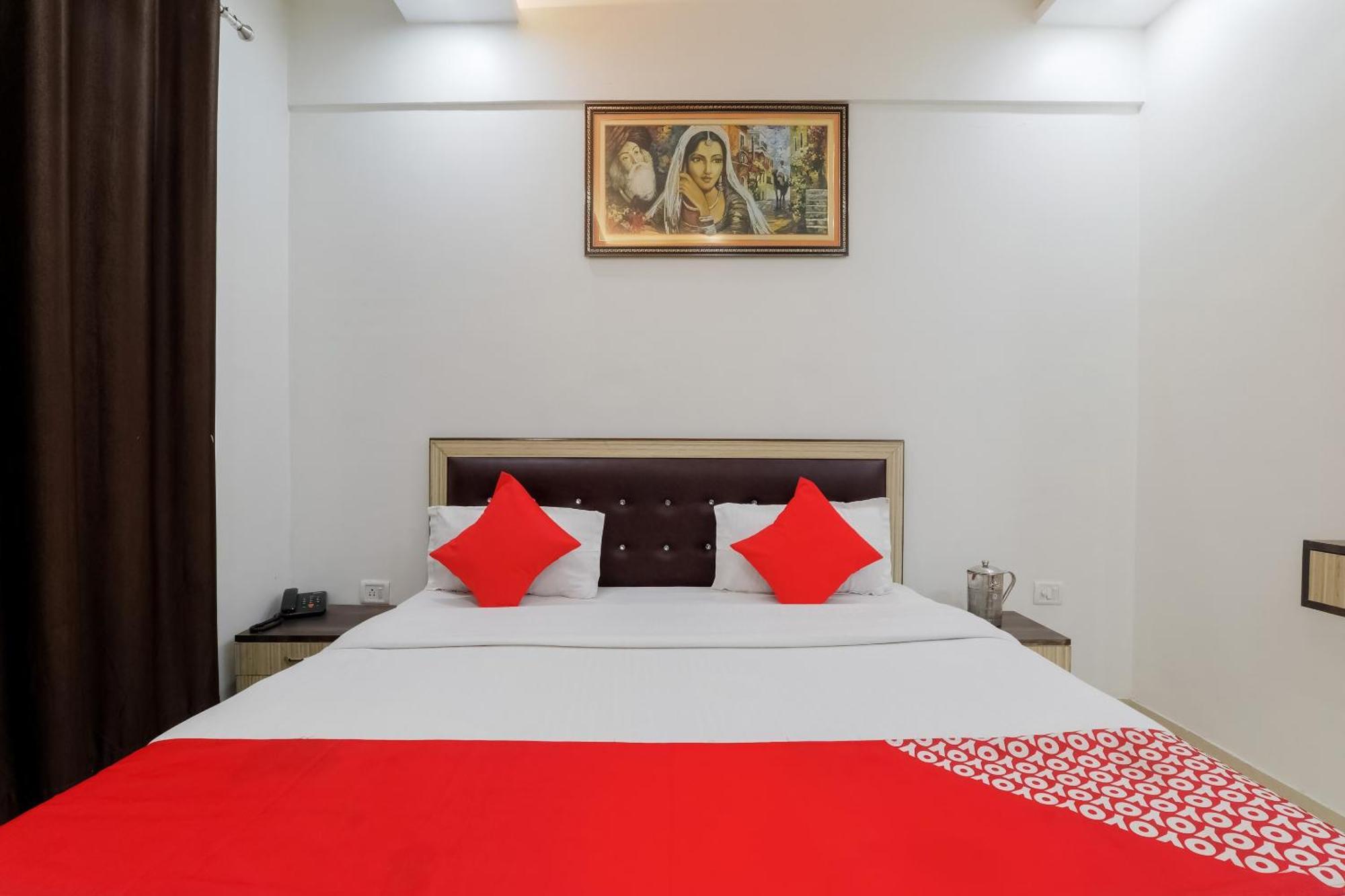 Hotel O The Maharaja Inn Lucknow Buitenkant foto